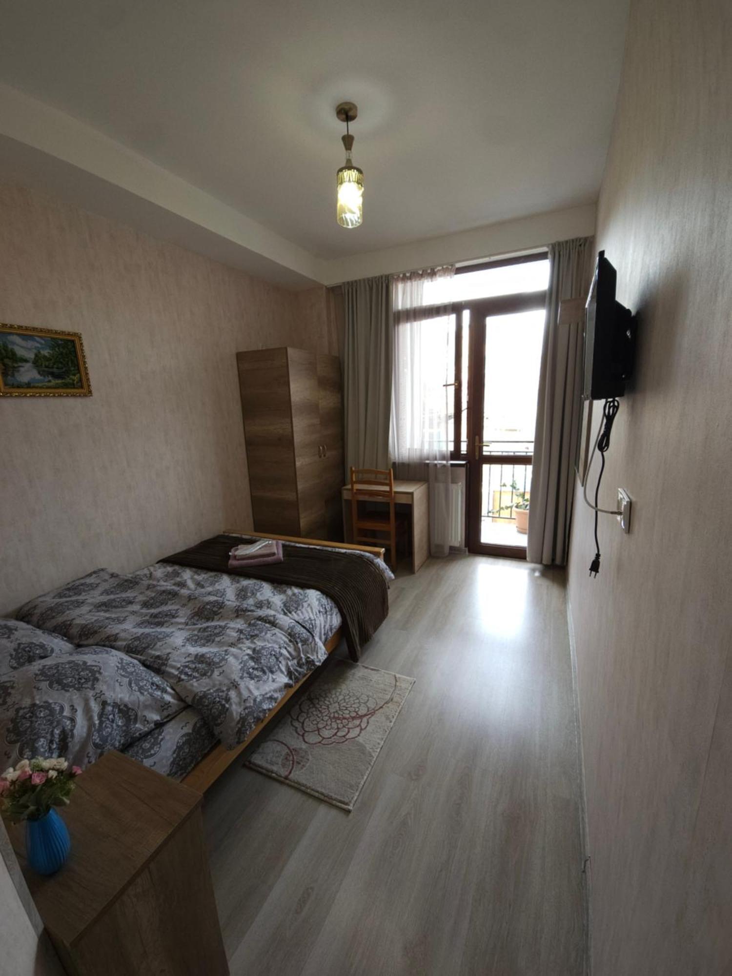 Hotel Tradicia Тбилиси Экстерьер фото