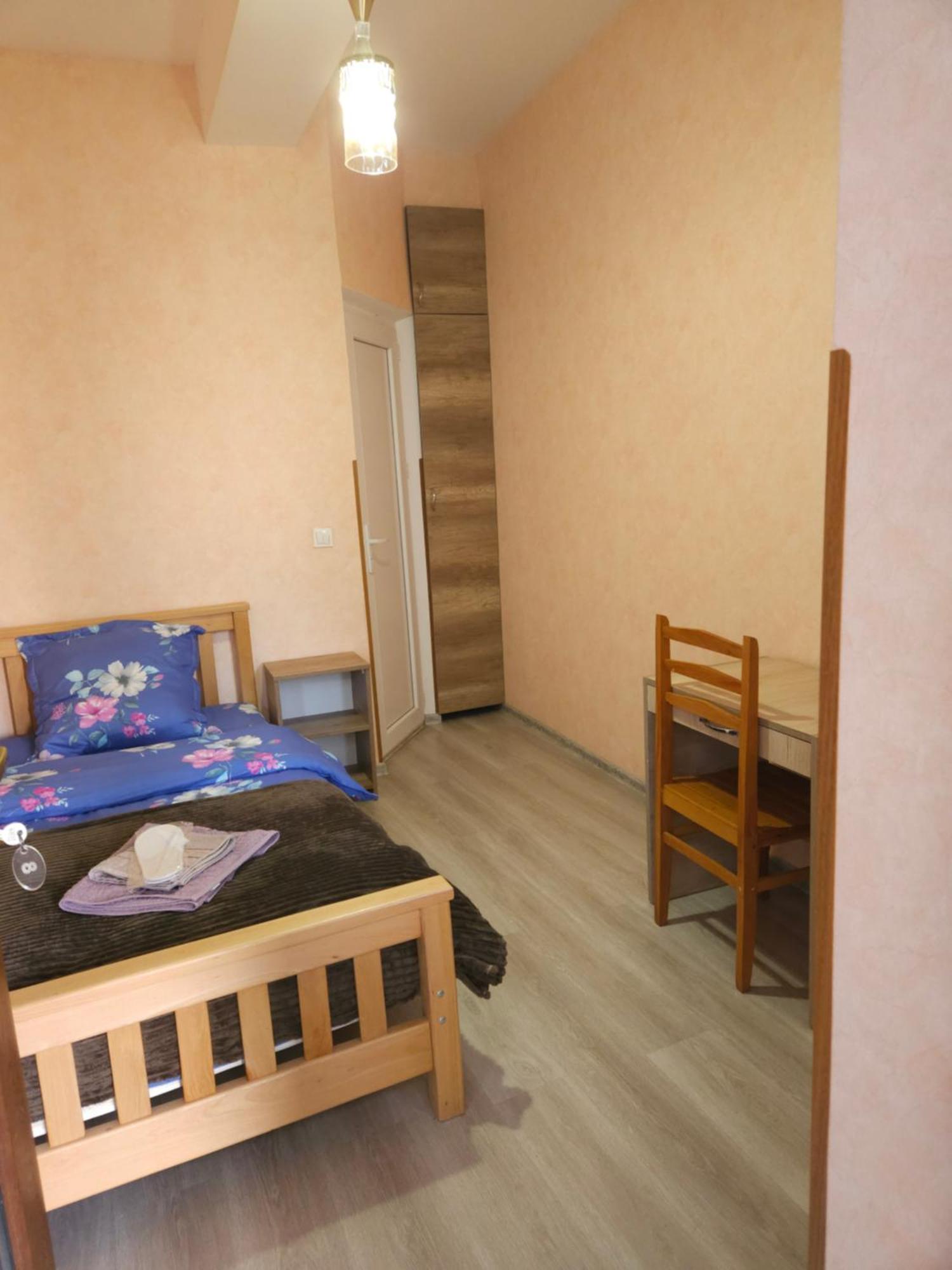 Hotel Tradicia Тбилиси Экстерьер фото
