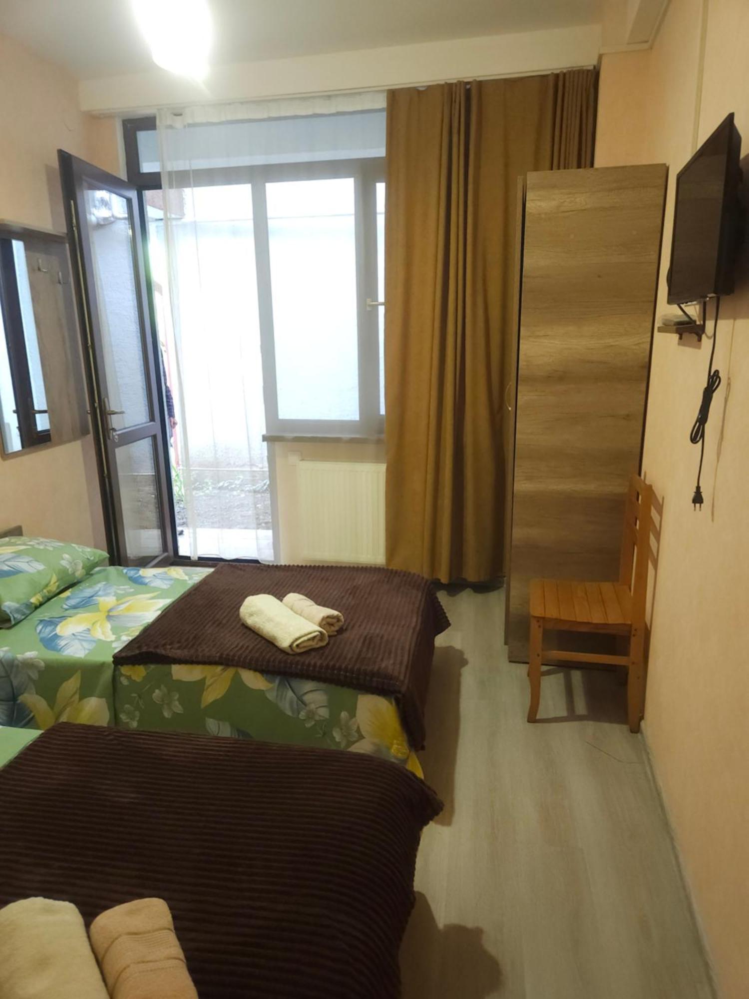 Hotel Tradicia Тбилиси Экстерьер фото