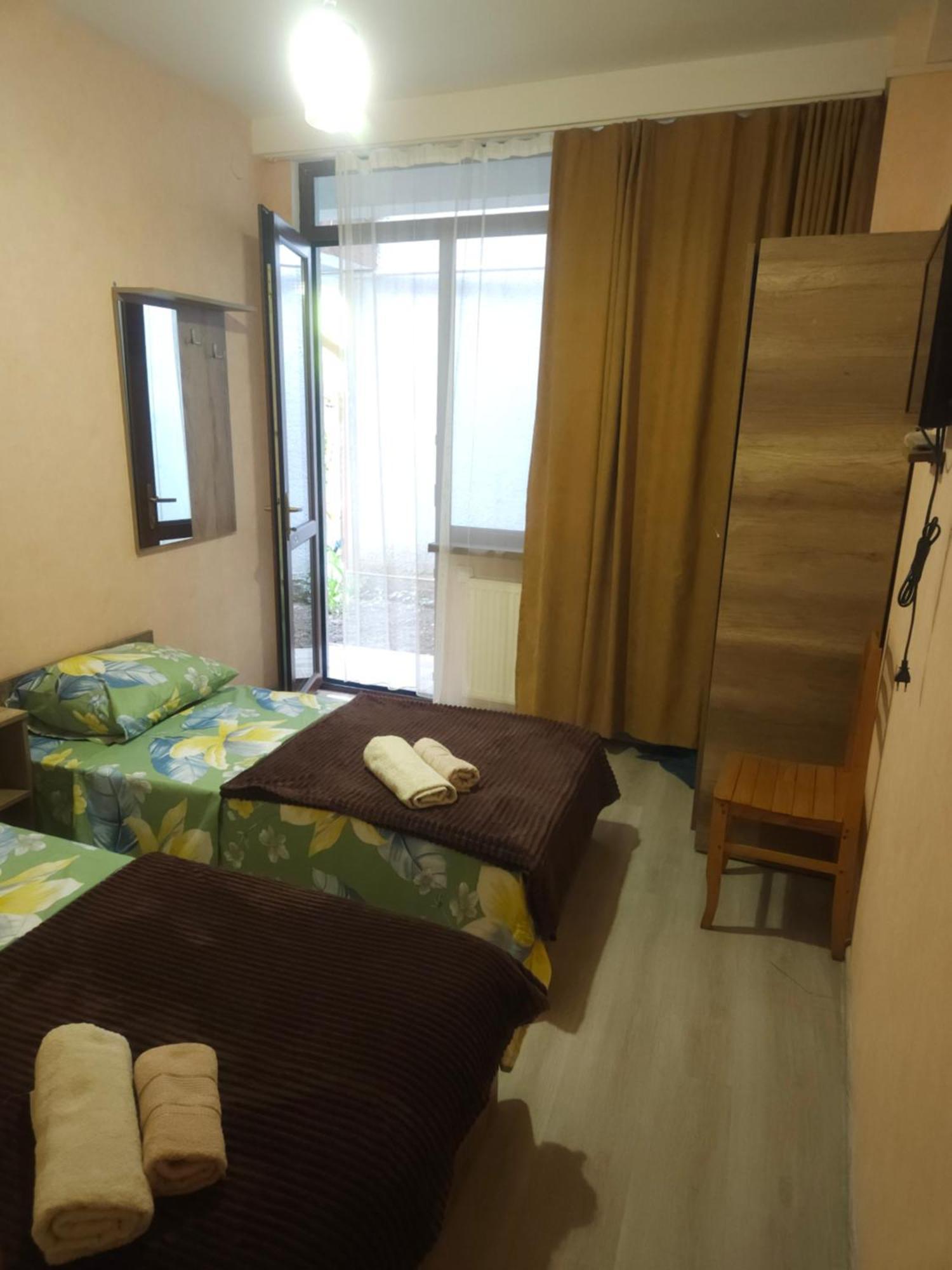 Hotel Tradicia Тбилиси Экстерьер фото